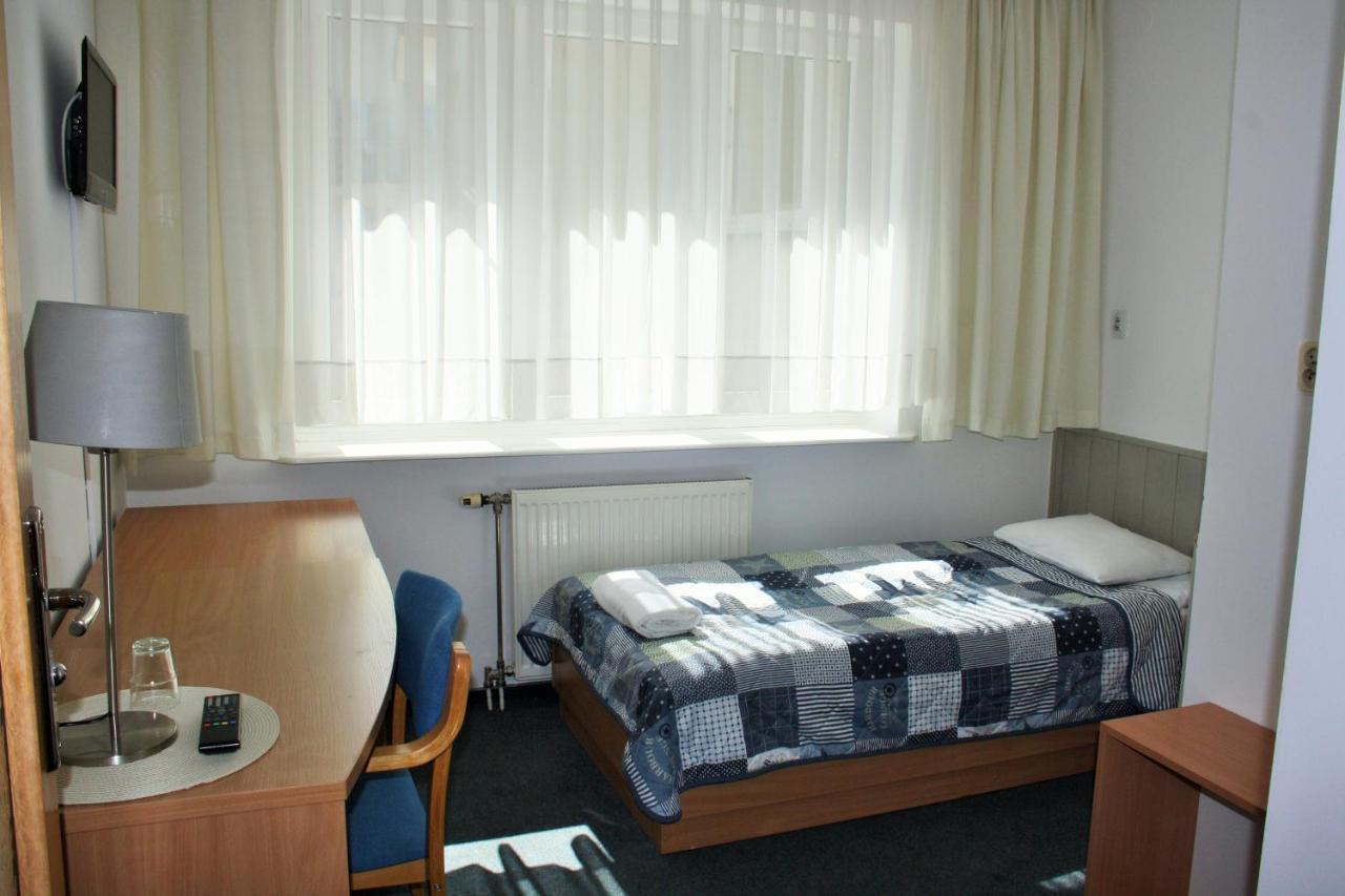Hotel Dom Polonii Ostróda Quarto foto